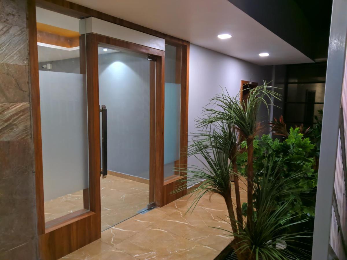 拉德希酒店 Una  外观 照片